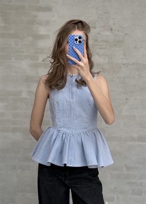Merja top Light Denim Rinse Baum Und Pferdgarten
